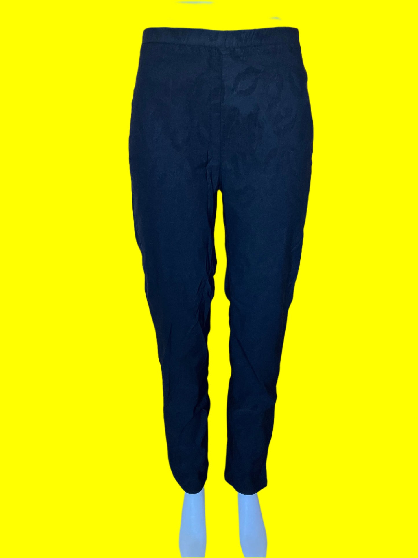 Vassalli NZ Designed Lightweight Black Pull On Pants - Size: 14