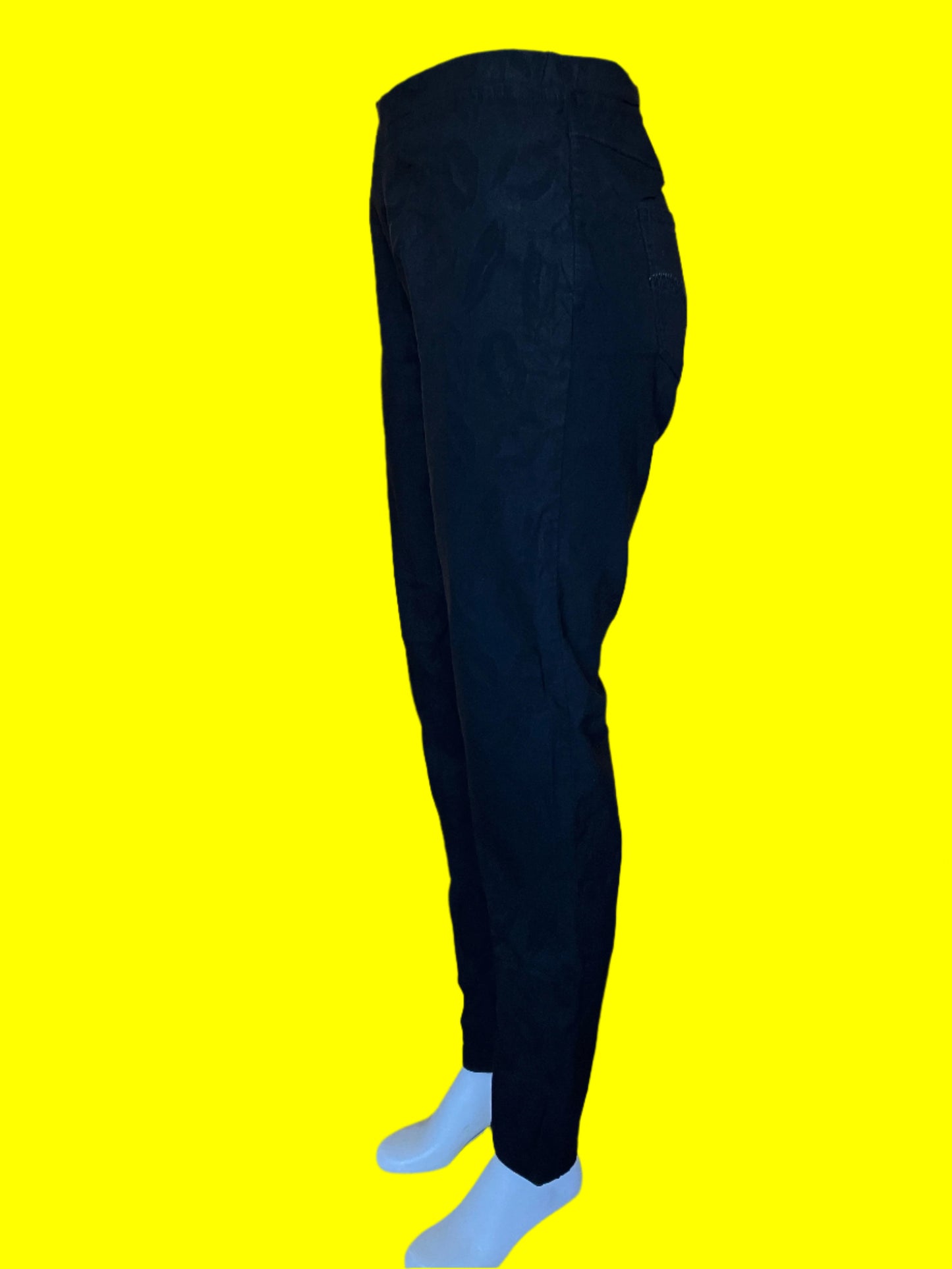 Vassalli NZ Designed Lightweight Black Pull On Pants - Size: 14