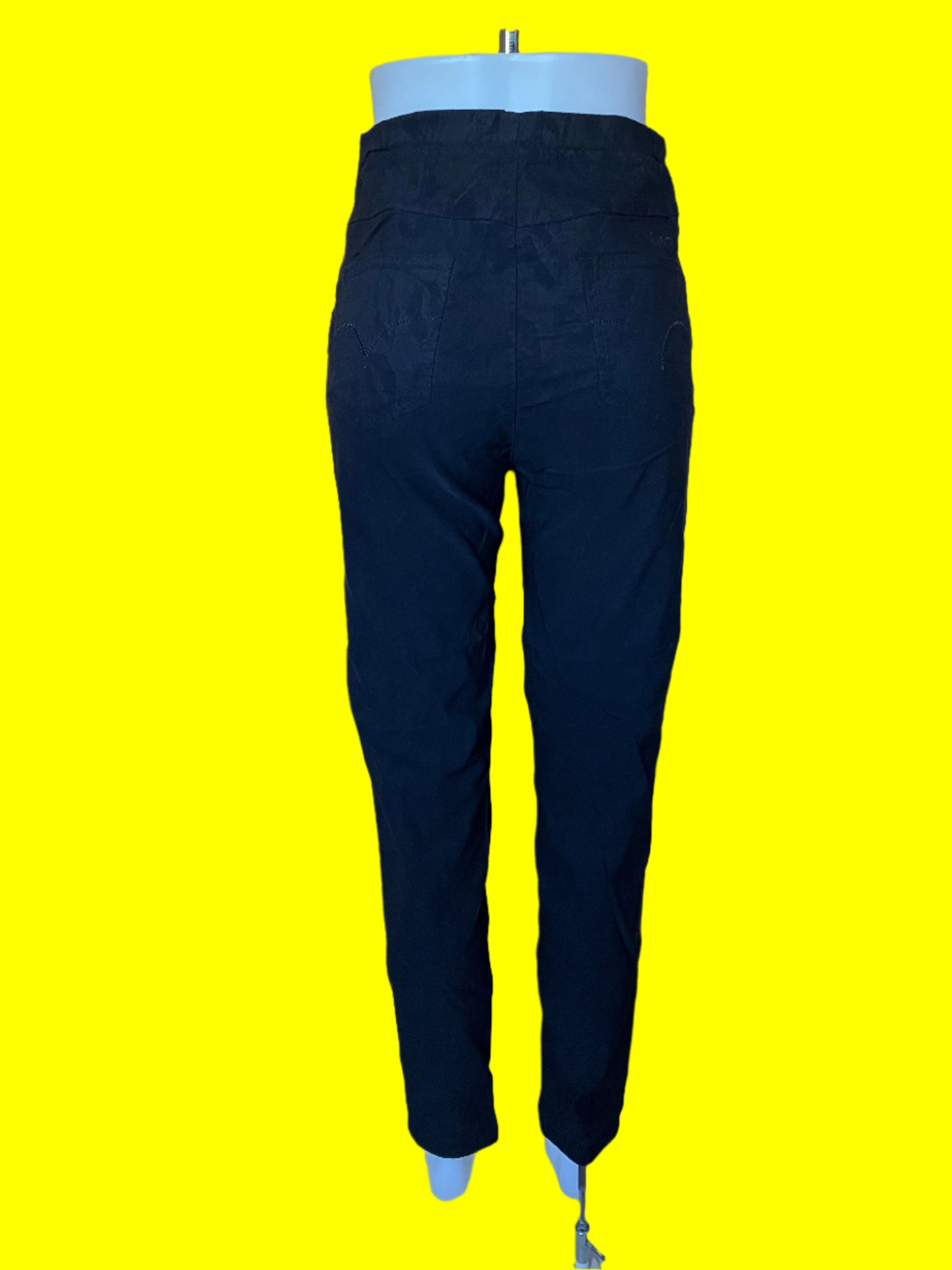 Vassalli NZ Designed Lightweight Black Pull On Pants - Size: 14