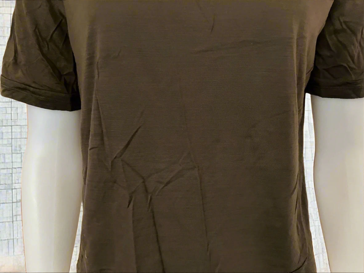 Icebreaker - Olive Green Round Neck Tee - Size: S