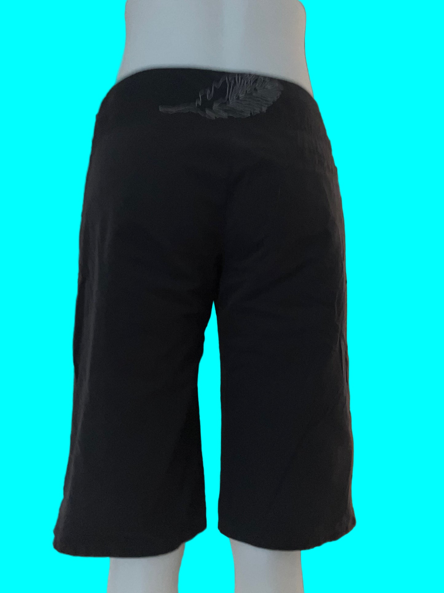 Moochi - Pure Cotton Shorts With Leaf Motif - Size: 8
