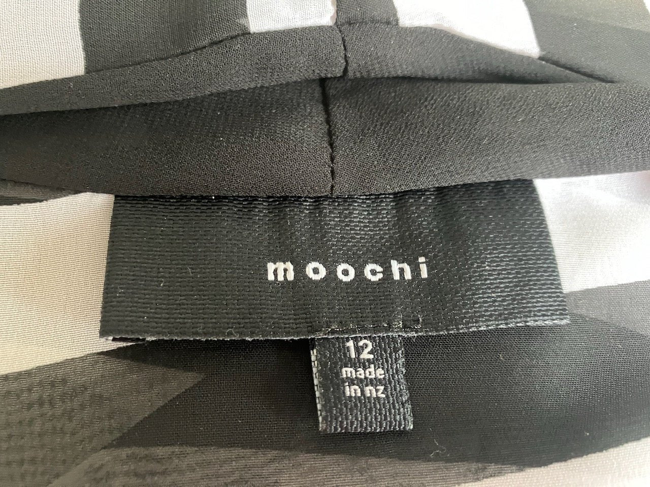 Moochi - Black & White Sheer Crossover Top - Size: 12