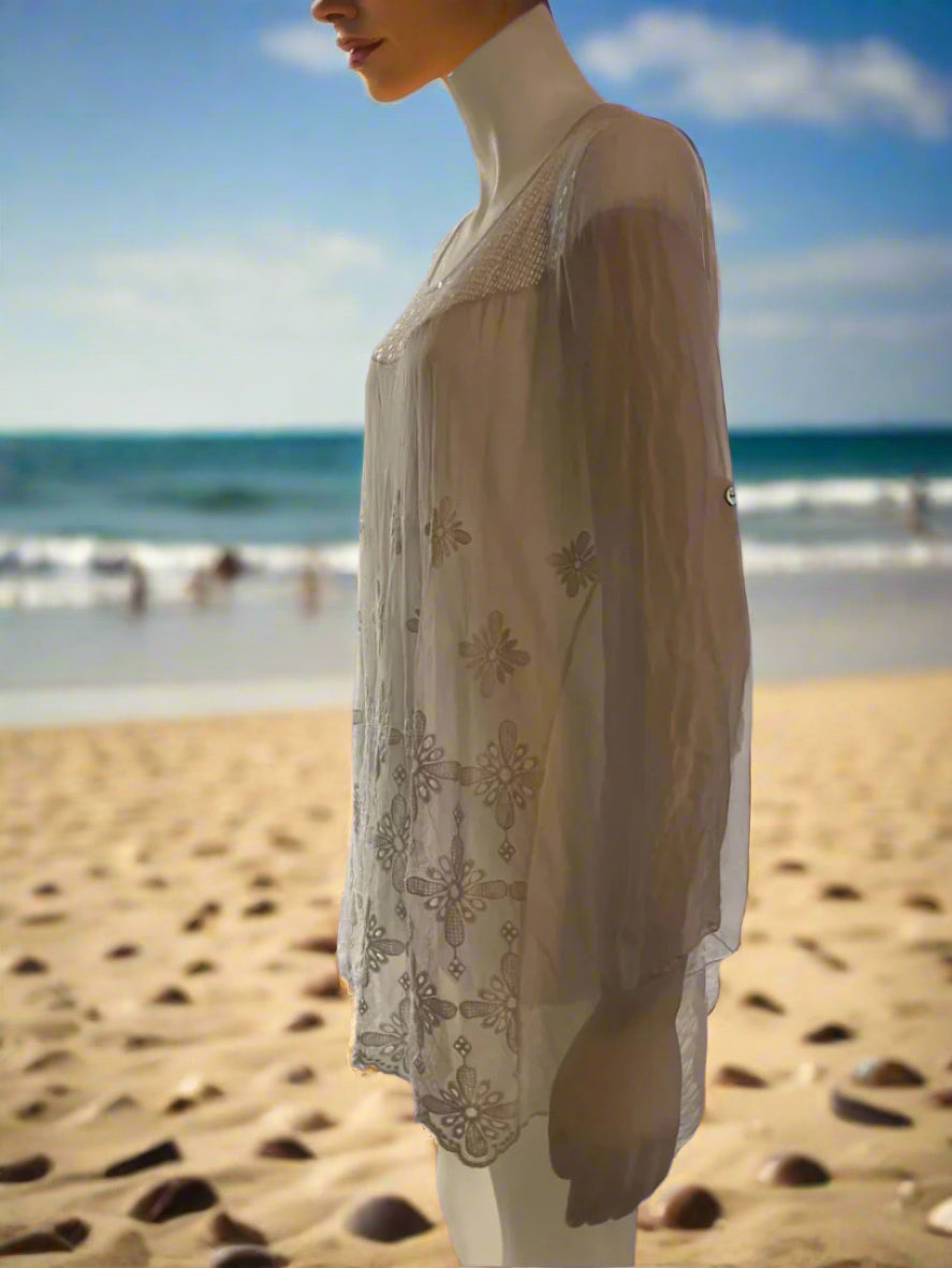 Made In Italy - Beautiful White Kaftan - Size: S