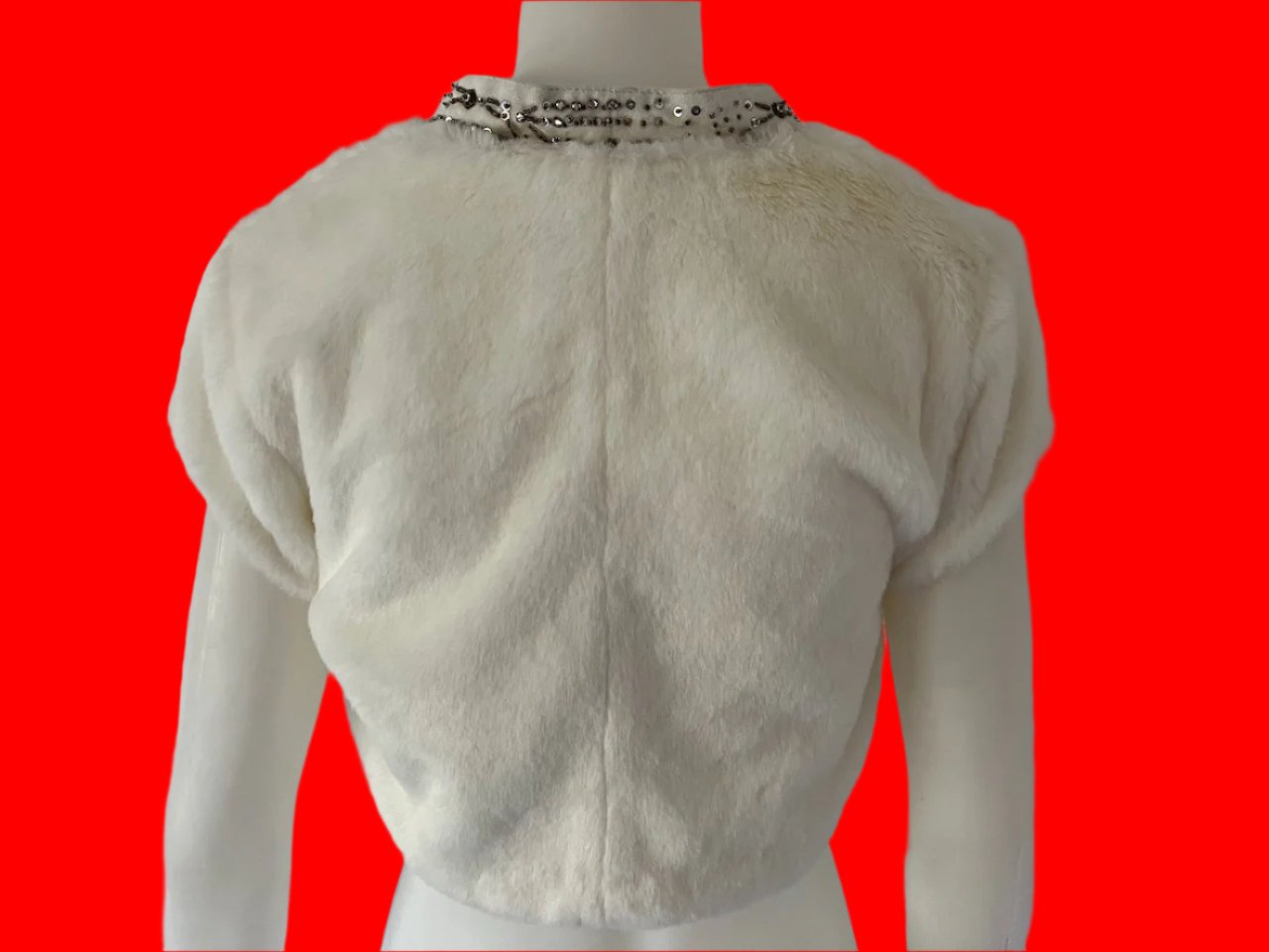 Guess - Glamorous Faux Fur Shrug Jacket - Size: XS
