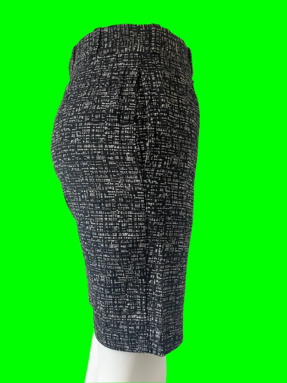 Karen Walker - Black & White Summer Shorts - Size: 8