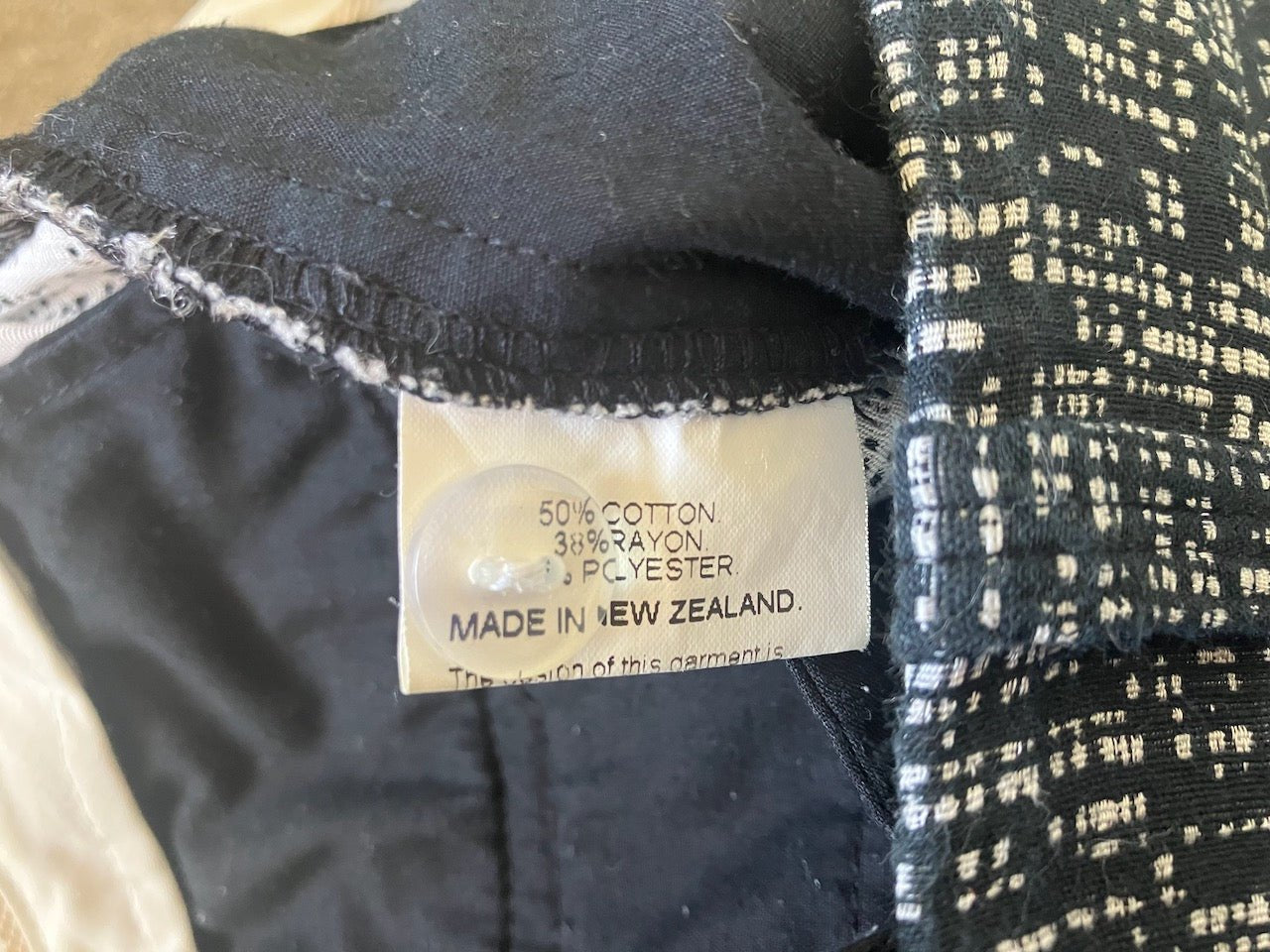 Karen Walker - Black & White Summer Shorts - Size: 8
