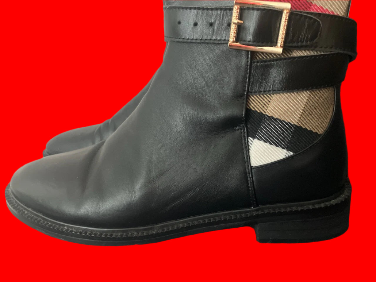 BURBERRY - Women's Bootie House Check Print. - Ankle Boot - Size: 38