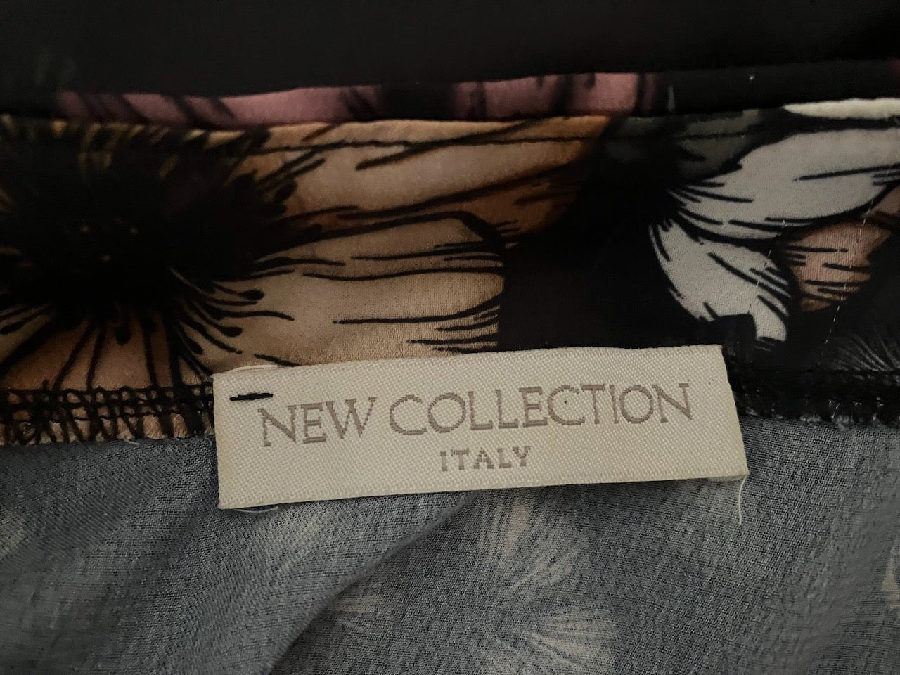 New Collection Italy - Floral Blouse With Frill - Size: M