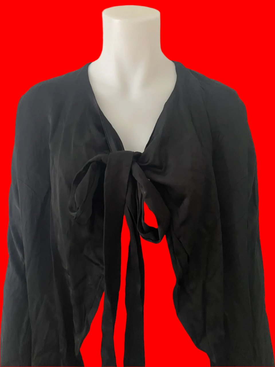 Zambesi - NZ Designer Satin Jacket - Size: 10 (Generous Fitting)