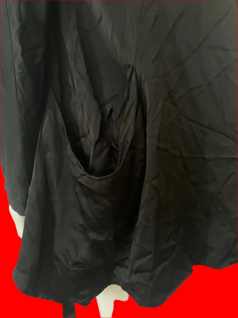 Zambesi - NZ Designer Satin Jacket - Size: 10 (Generous Fitting)