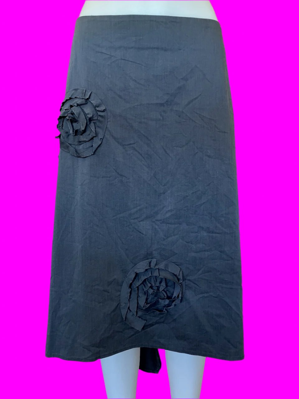 Trelise Cooper - NZ Designer - Grey Skirt With Rosettes - Size: 16