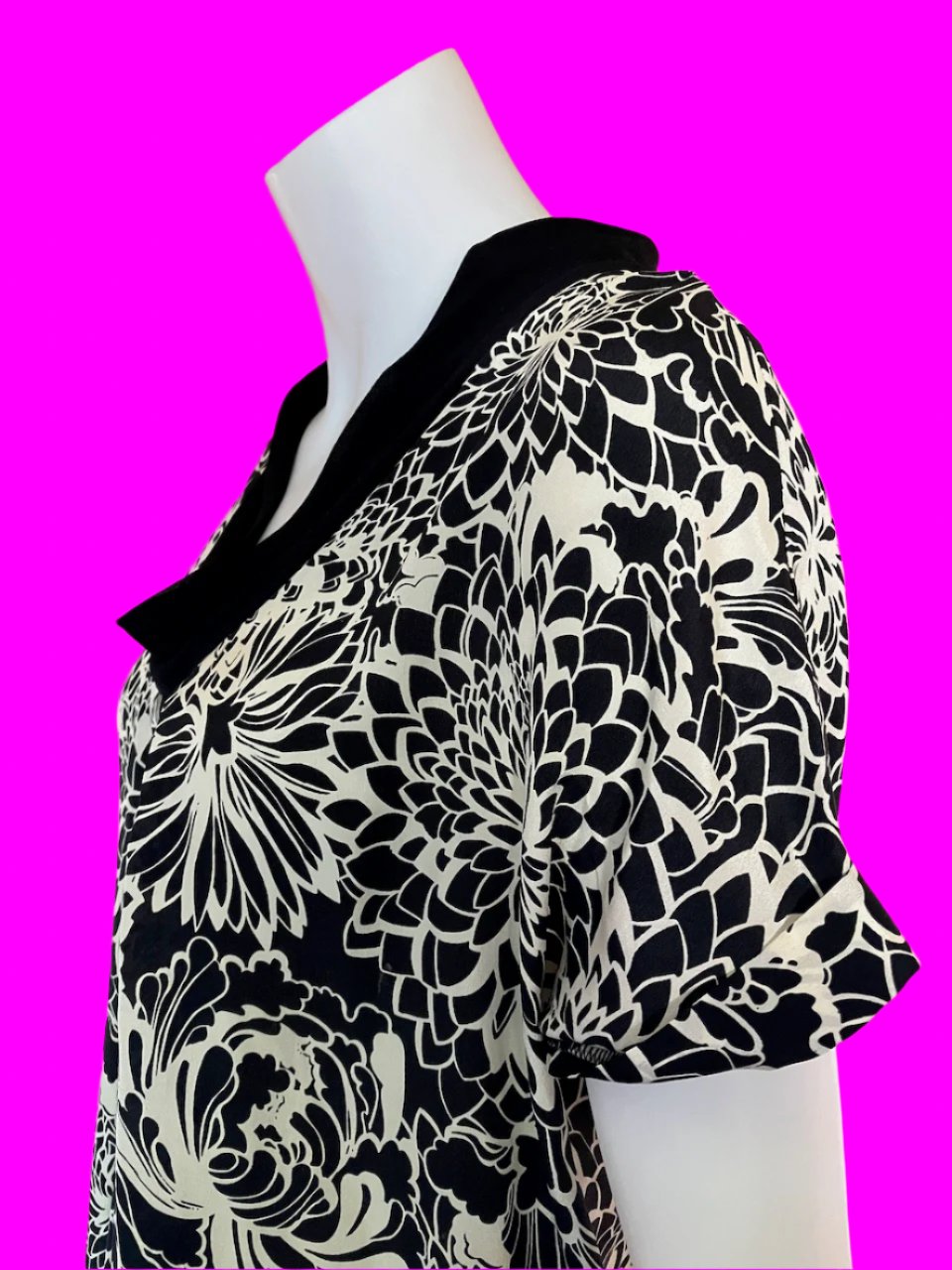 Stella Gregg - NZ Designer - Pure Silk Tunic With Print - Size: S
