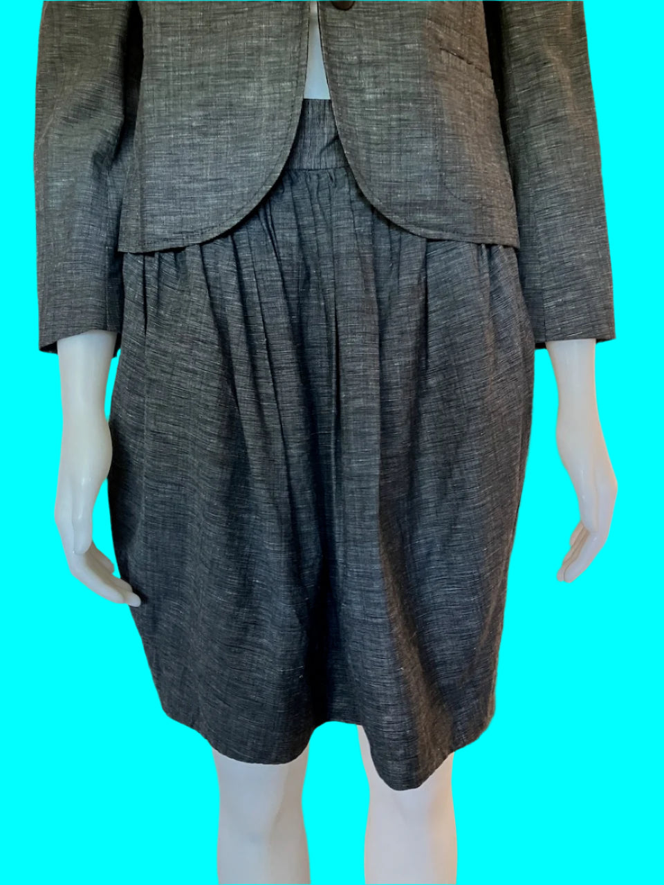 Karen Walker - Grey Blazer and Skirt - Size: 10/12