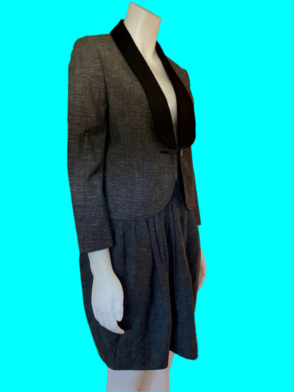 Karen Walker - Grey Blazer and Skirt - Size: 10/12