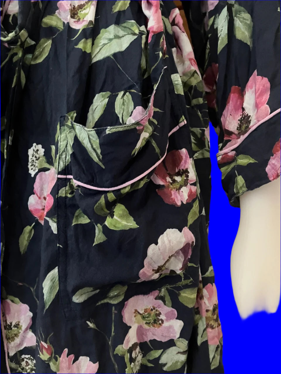 Wallace Cotton - Navy Robe With Peonies - Size: M