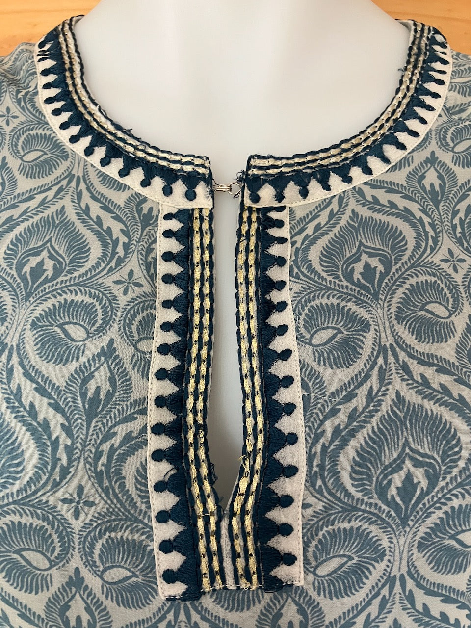 Indi & Cold - Patterned Dress for Summer - Size: S