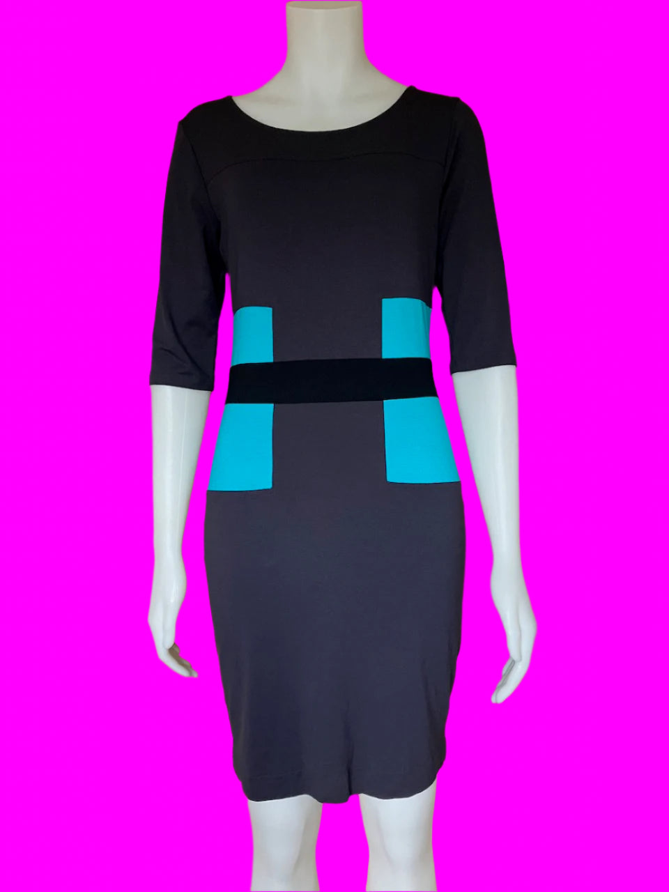 Paula Ryan - NZ Designer Merino Dress With Colour Pop - Size: M