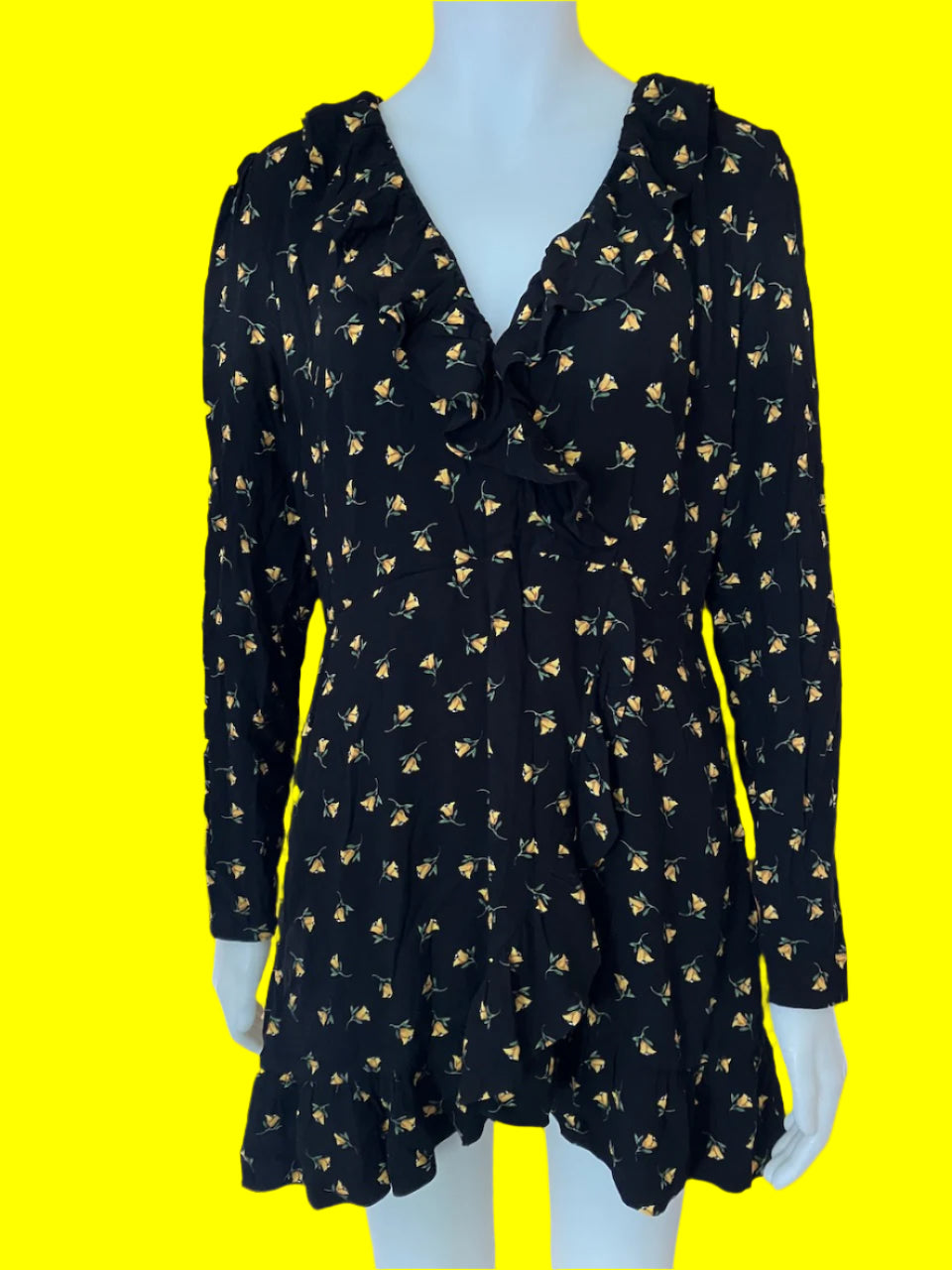 BRAND NEW - Forever New - Chrissy Wrap Skater Dress - Size: 14