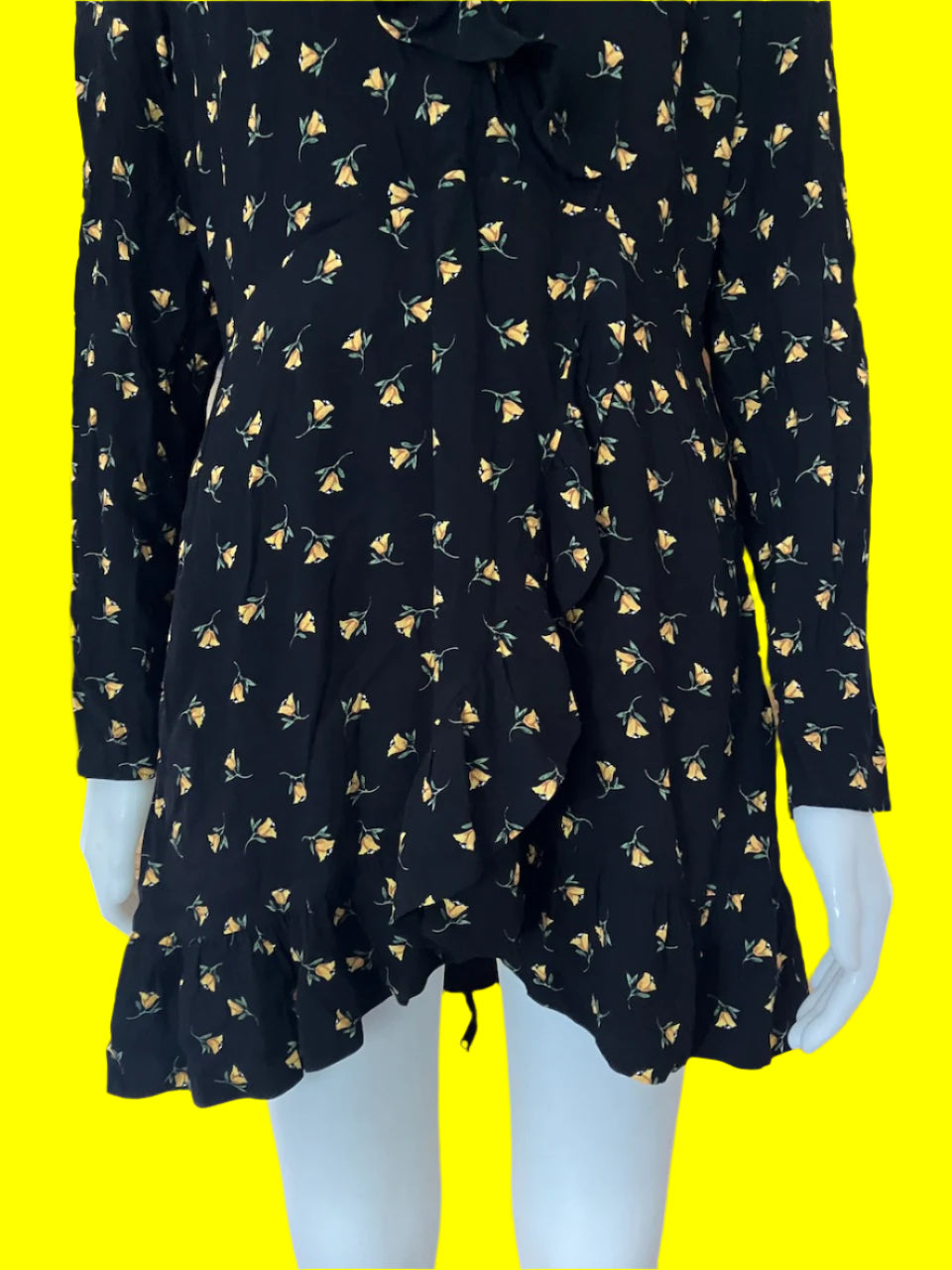 BRAND NEW - Forever New - Chrissy Wrap Skater Dress - Size: 14
