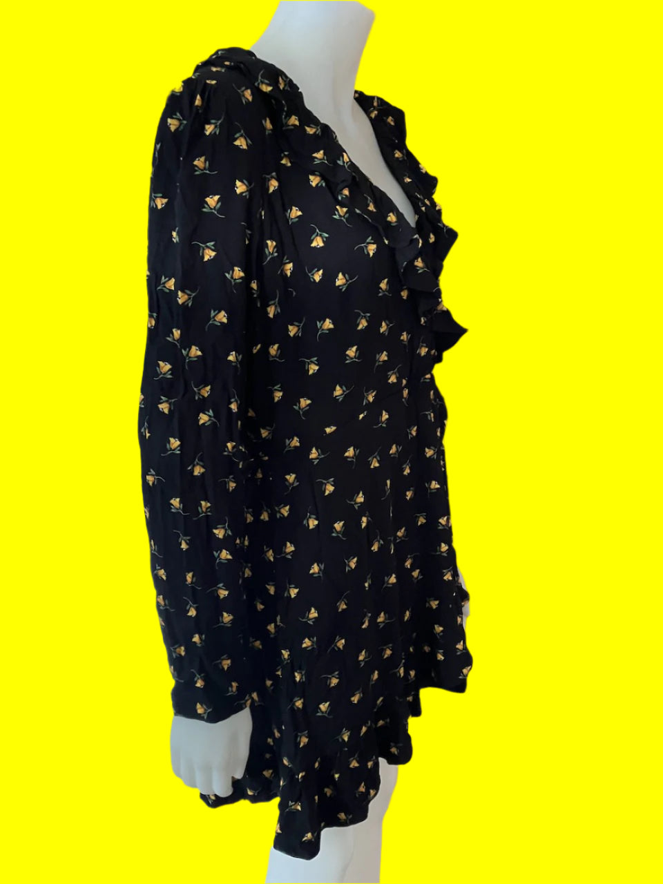 BRAND NEW - Forever New - Chrissy Wrap Skater Dress - Size: 14