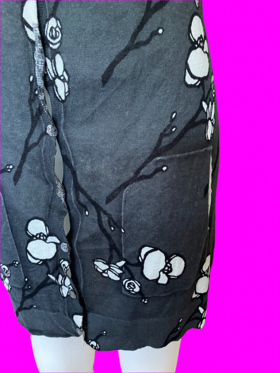 Caroline Sills - Long Line Floral Cardigan - Size: S