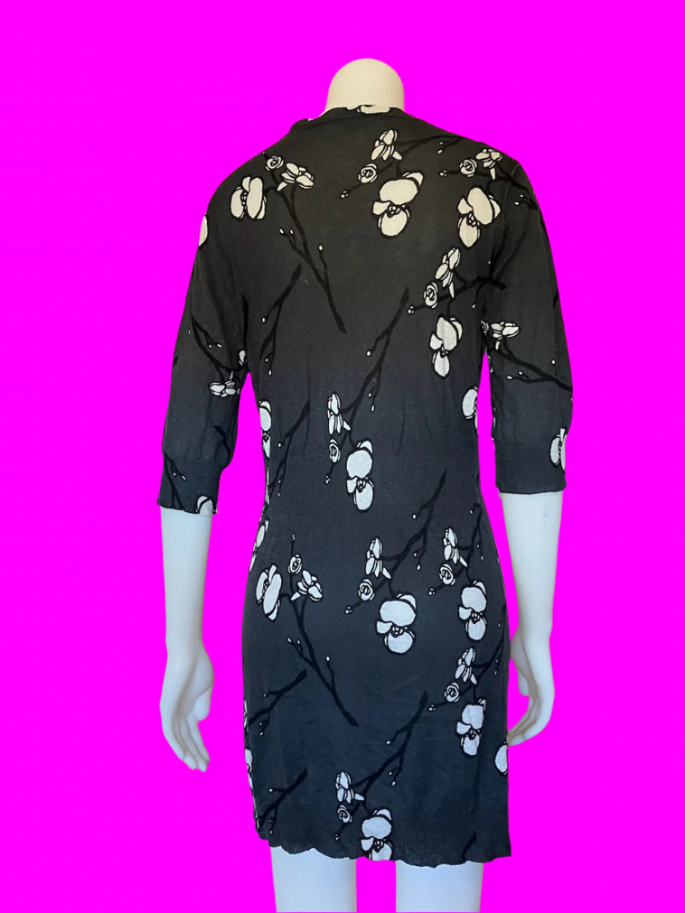 Caroline Sills - Long Line Floral Cardigan - Size: S