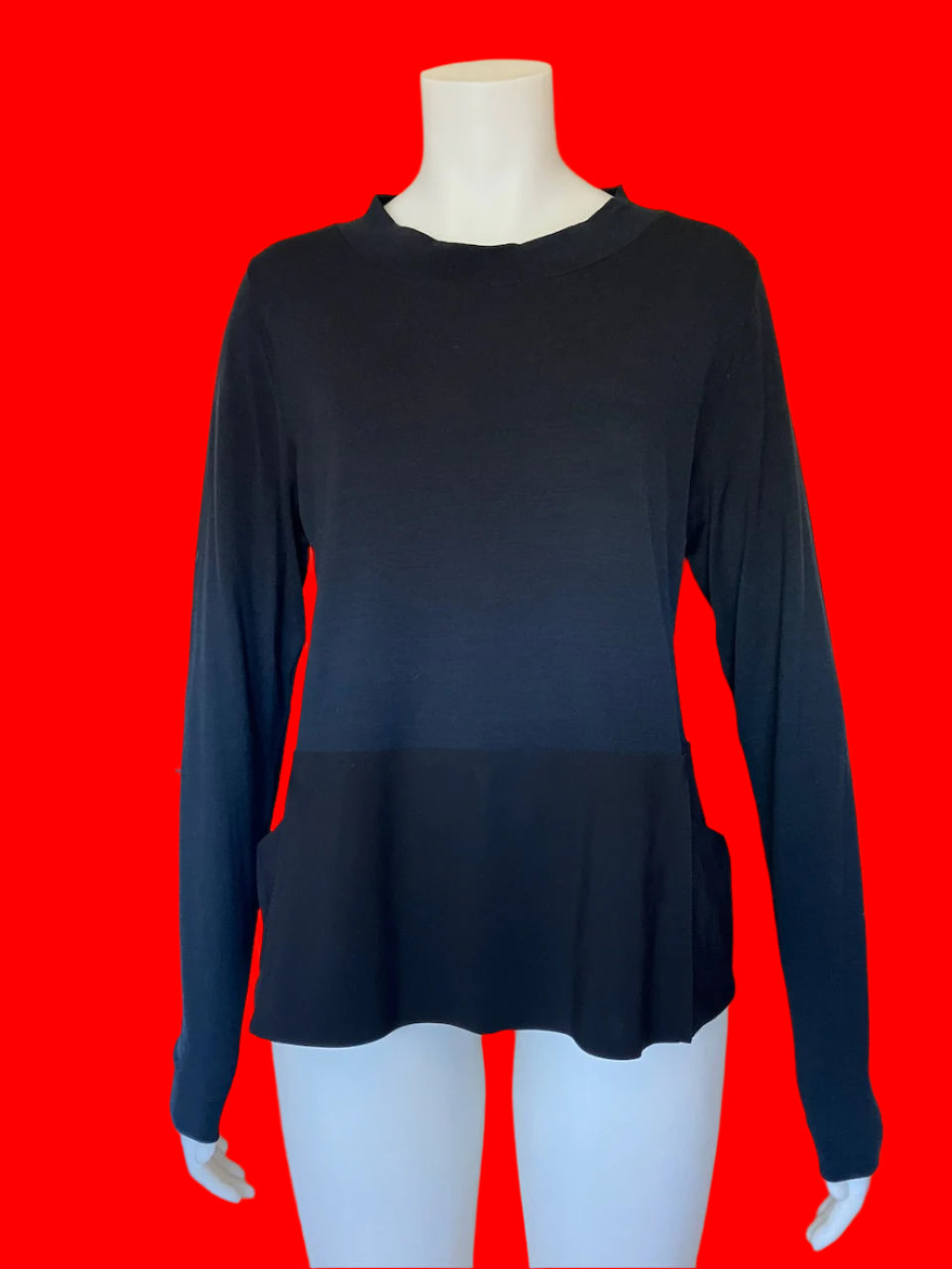 Paula Ryan - Contrast Hem Boxy Top - Size: M