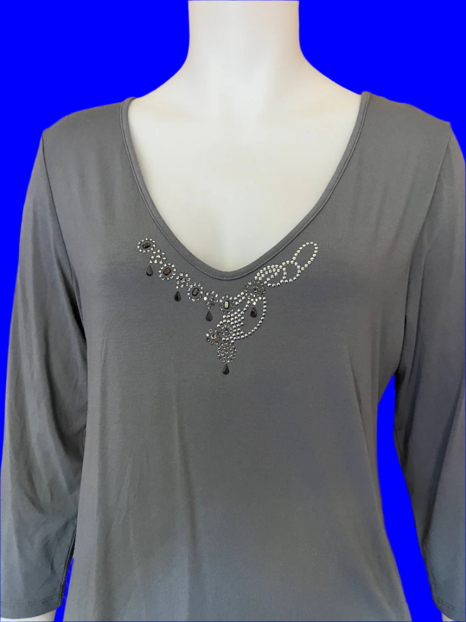 Paula Ryan - Grey Top With Embellishment - Size: M