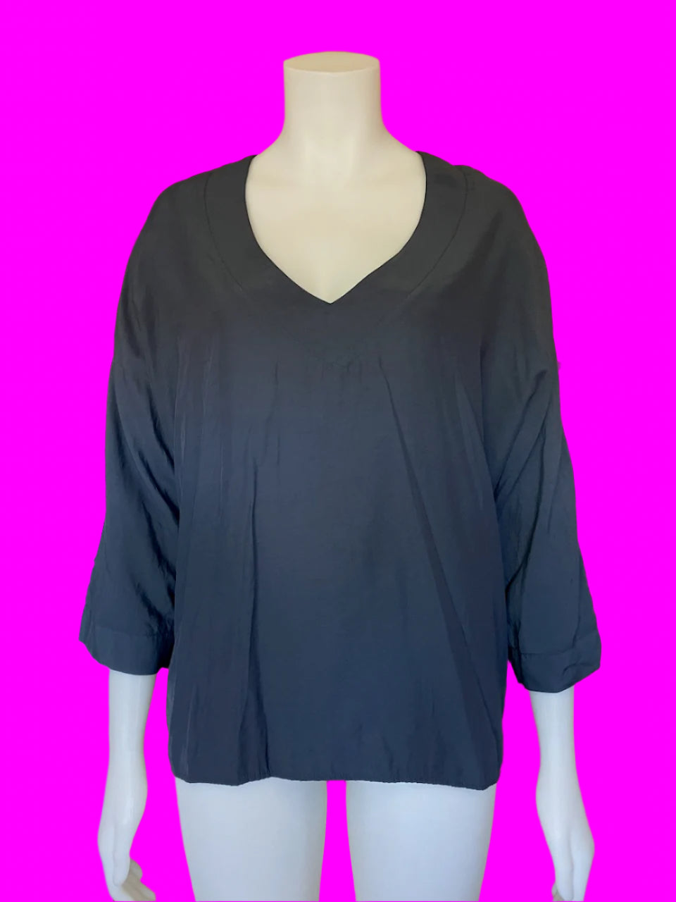 Loaf & Coco - NZ Made - Lightweight Blue/Grey Top - Size: 12