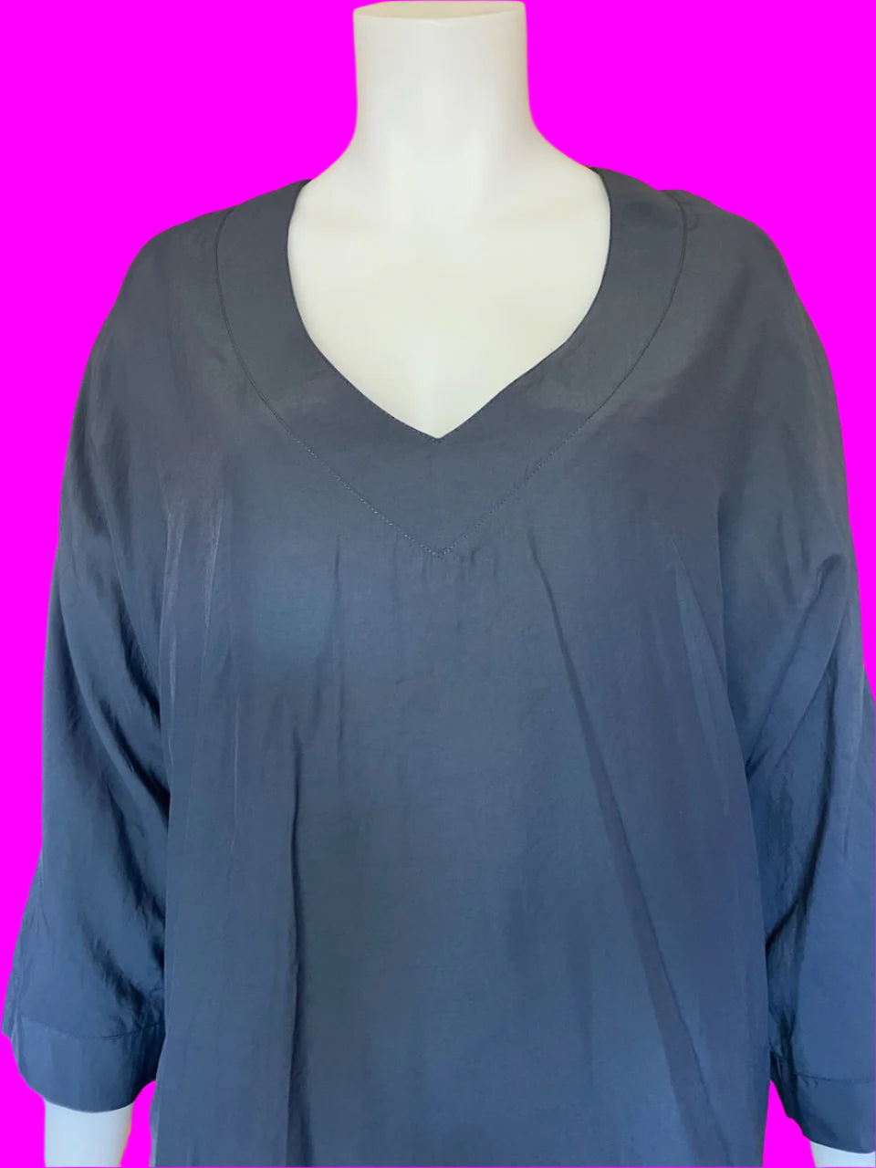 Loaf & Coco - NZ Made - Lightweight Blue/Grey Top - Size: 12