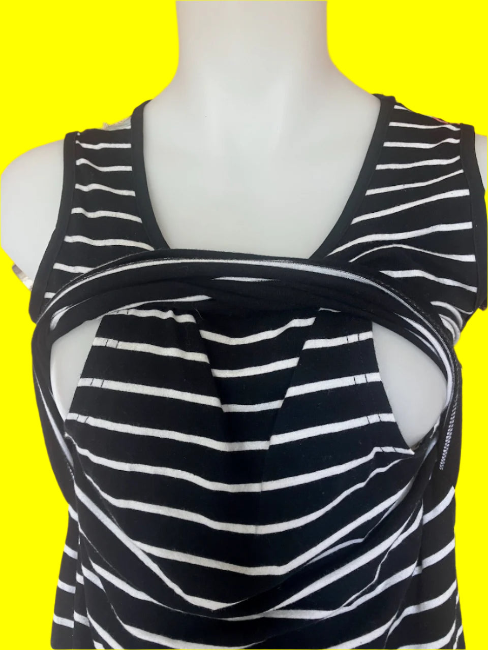 Addison - Floral and Stripe Breastfeeding & Maternity Dress - Size: 8