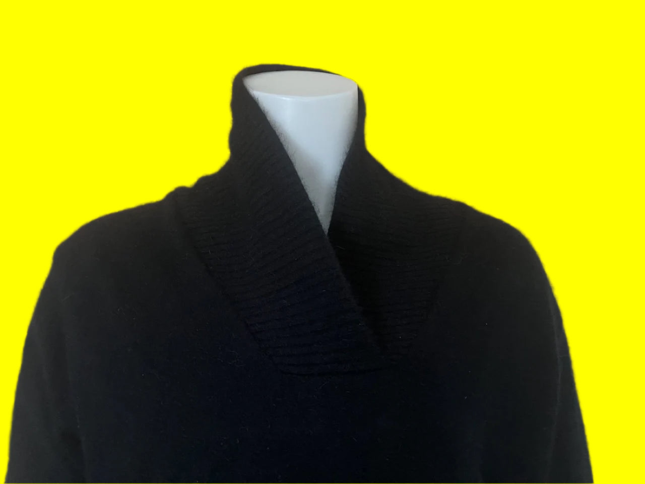 NZ Knit Co - Luxury Merino and Possum Knit Jumper - Black - Size: M