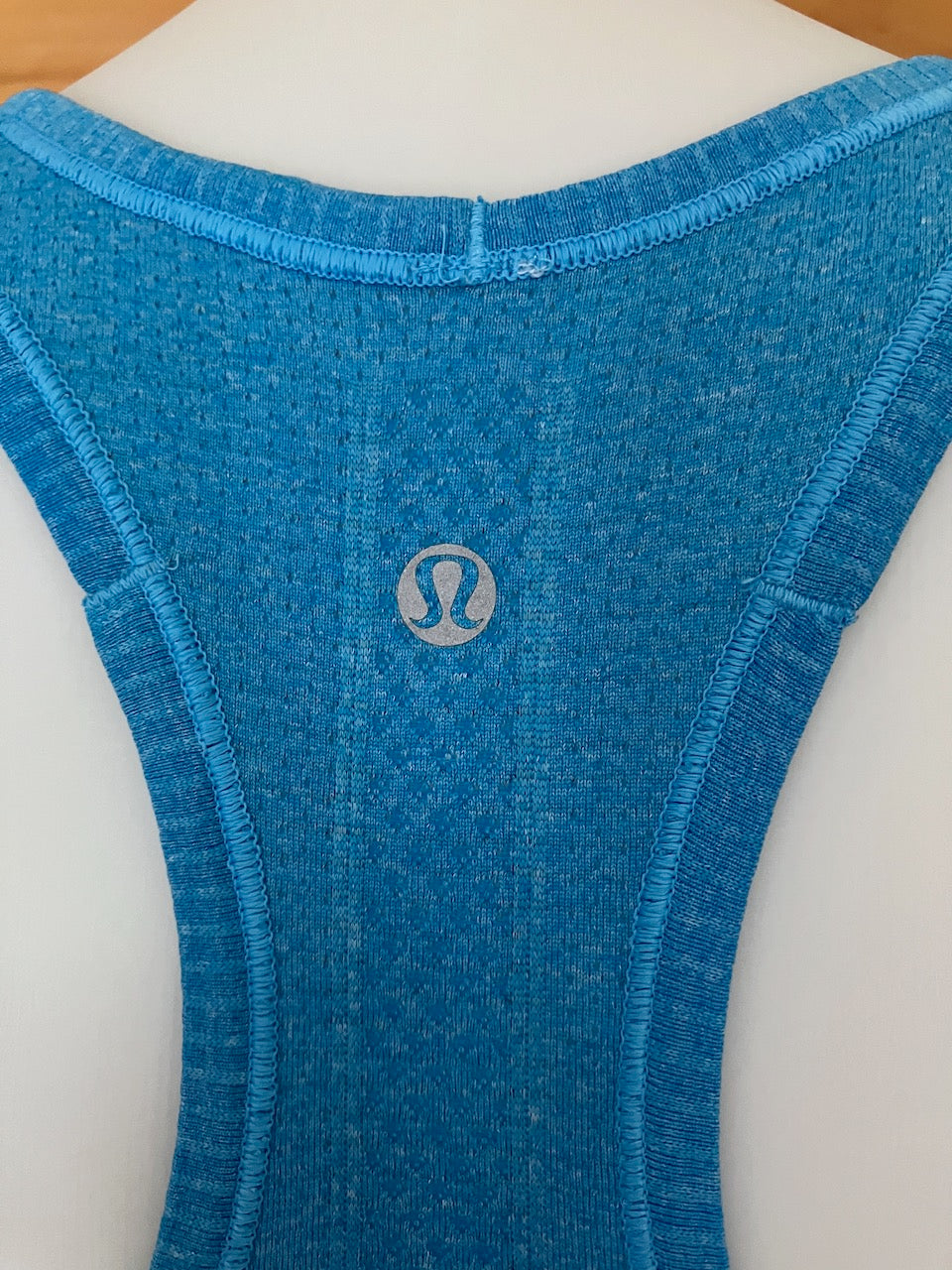 Lululemon - Slim Fitting Blue Racer Back Singlet - Size: XS