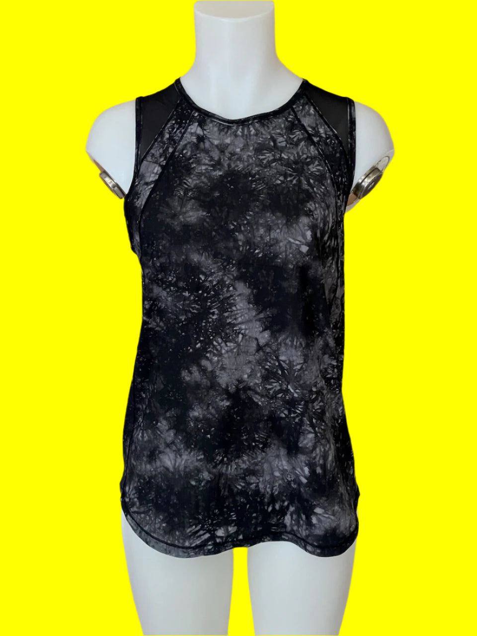 Lululemon - Black & White Print Singlet - Size: M