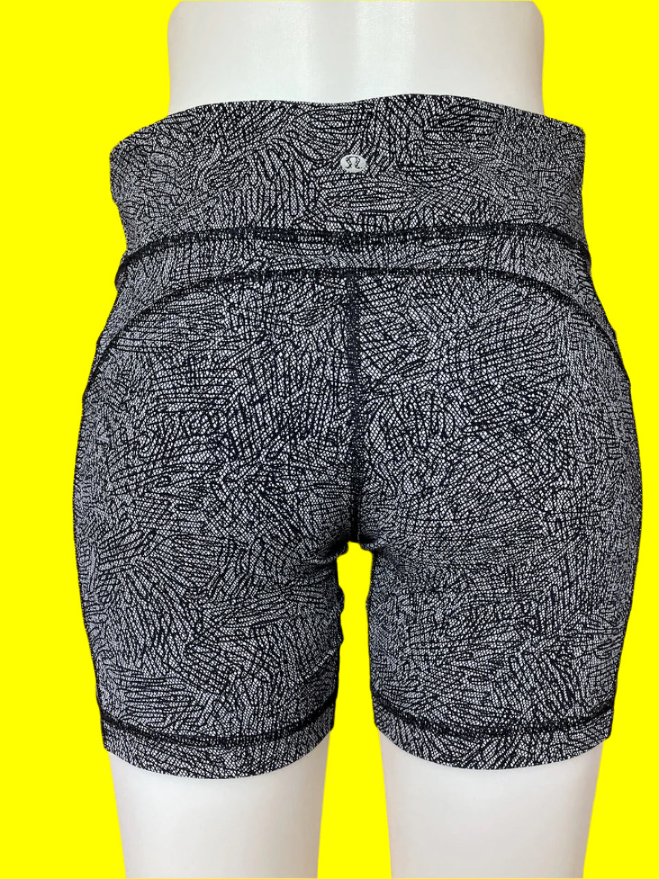 Lululemon - Black & White Cycle Shorts - Size: M/L