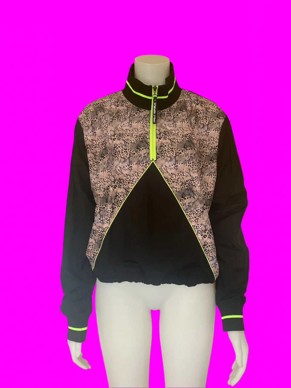 Sweat Republic - Zip Up Workout Top With Animal Print - Size: L