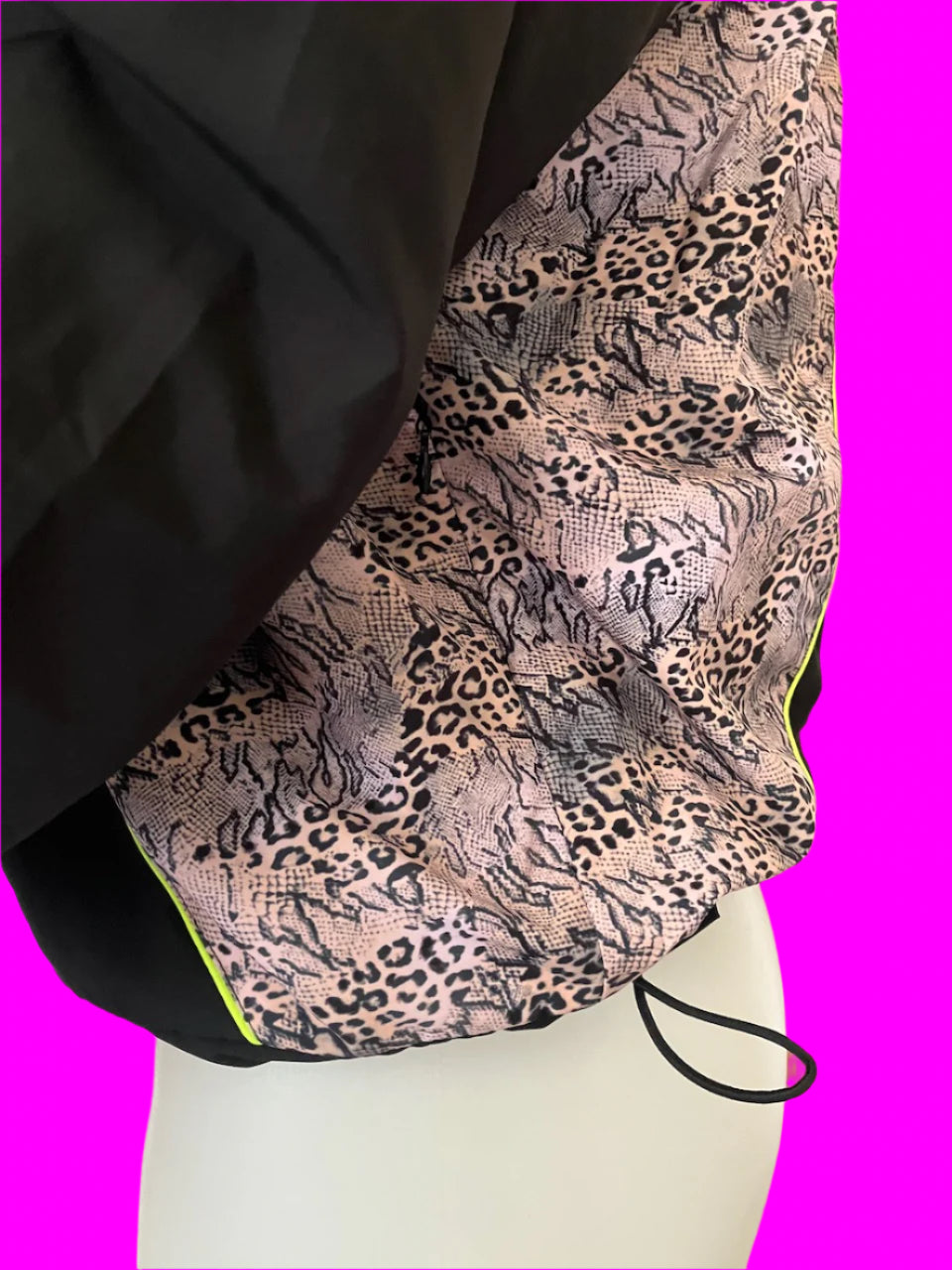 Sweat Republic - Zip Up Workout Top With Animal Print - Size: L