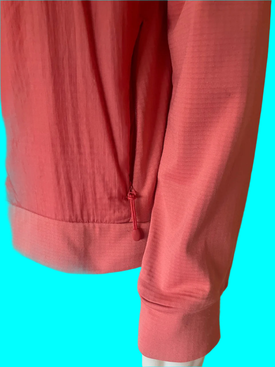 Macpac - Lightweight Women's Top With Hood & Pockets - Size: 14