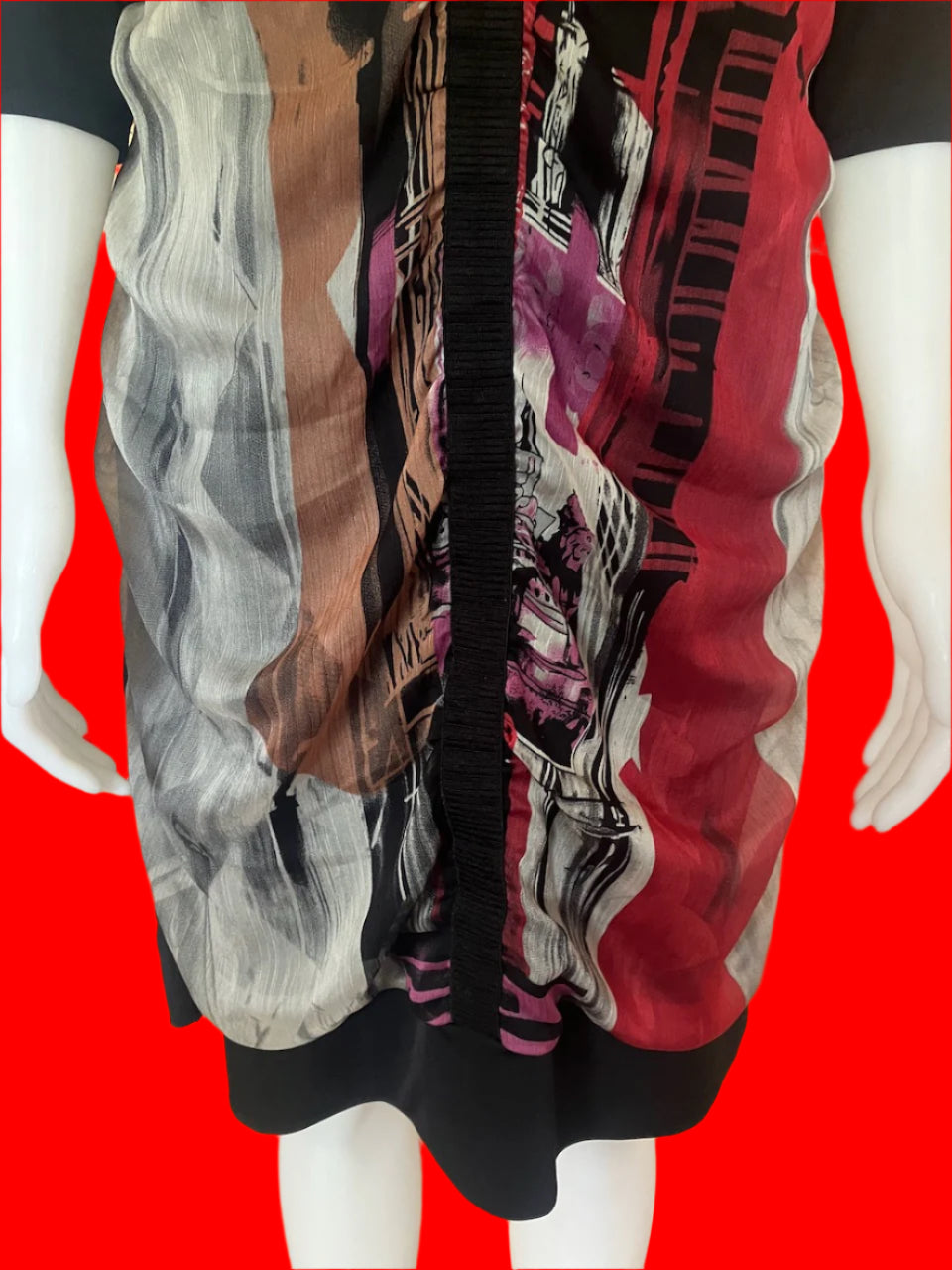 Taking Shape - Black Dress With Printed Front Panel - Size: 14