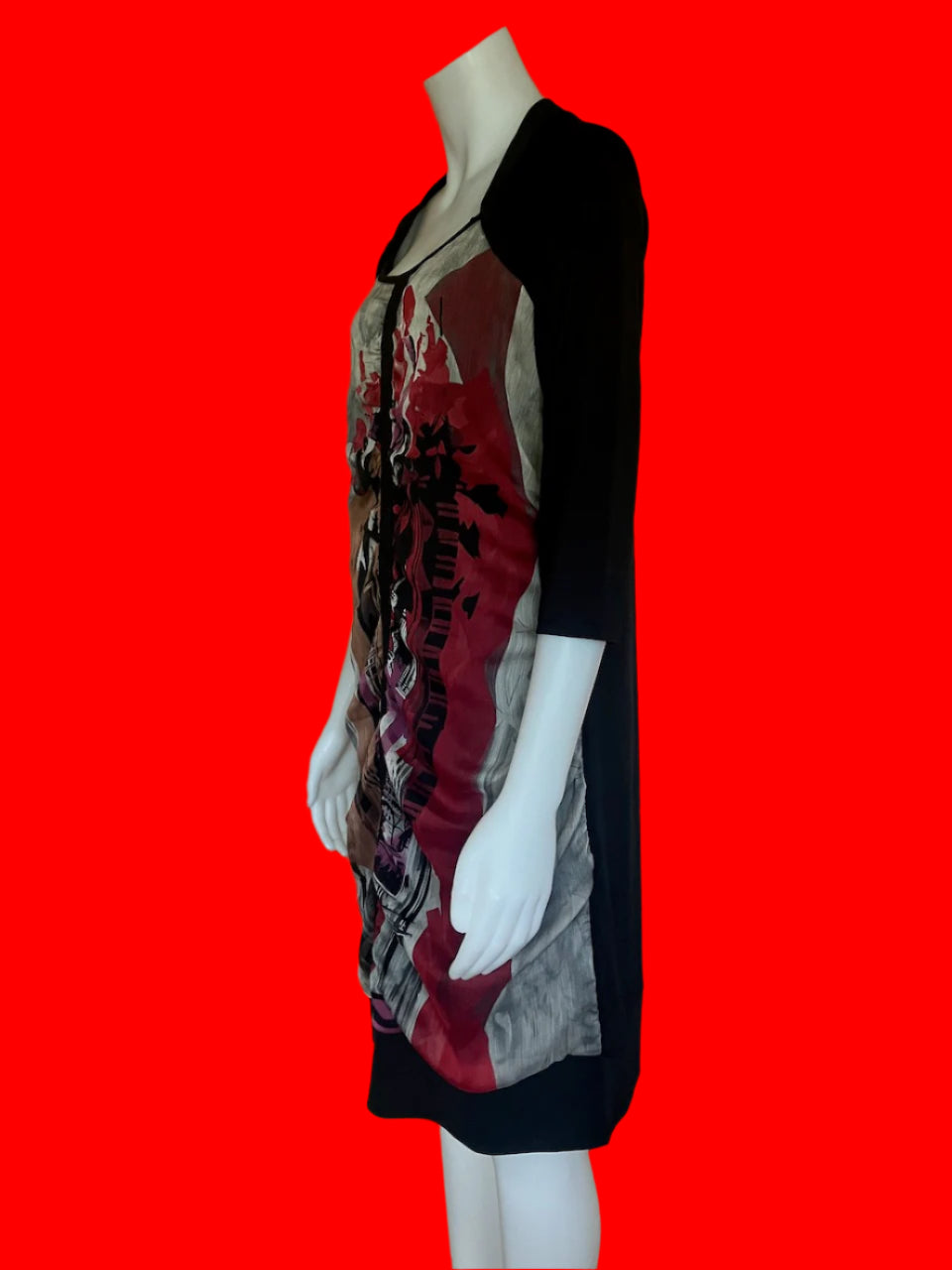 Taking Shape - Black Dress With Printed Front Panel - Size: 14