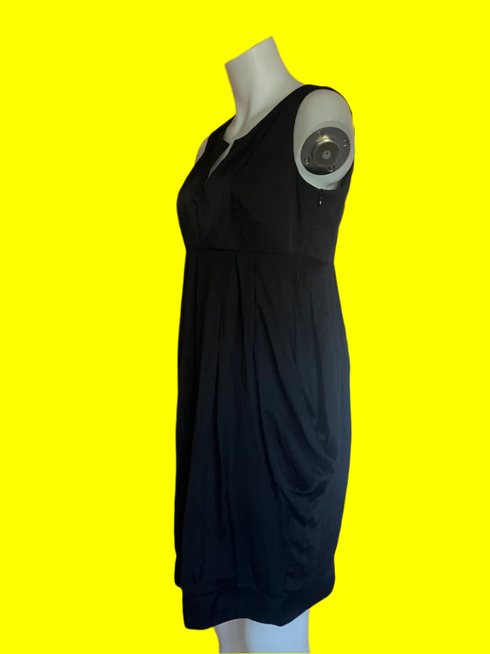 Cue - Stylish Black Dress/V Neck - Size: 12