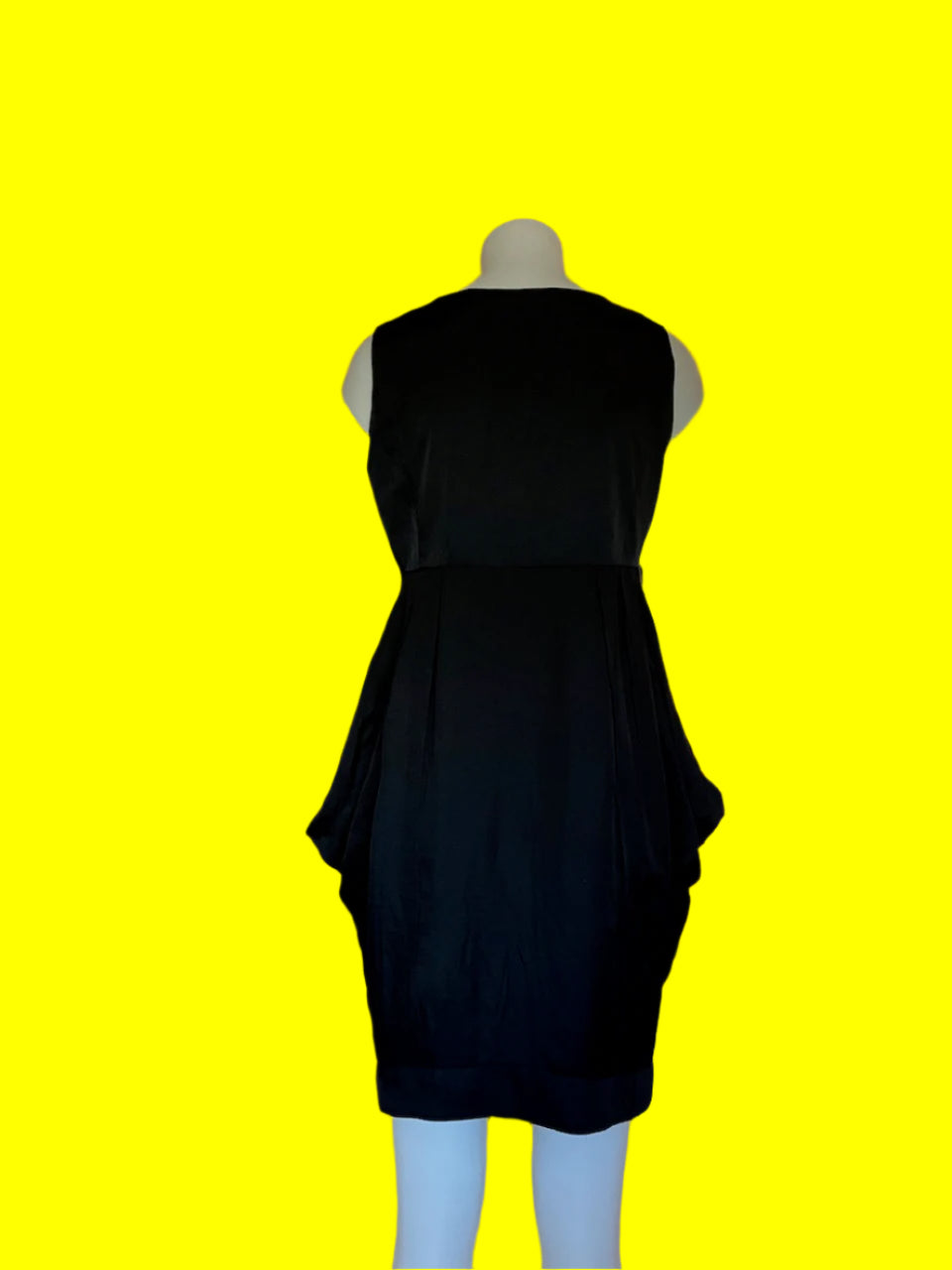 Cue - Stylish Black Dress/V Neck - Size: 12