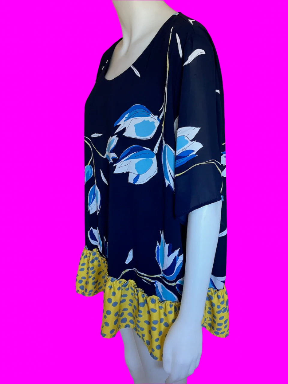 Stella Royal - Blue Floral Top With Yellow Contrast - Size: 3