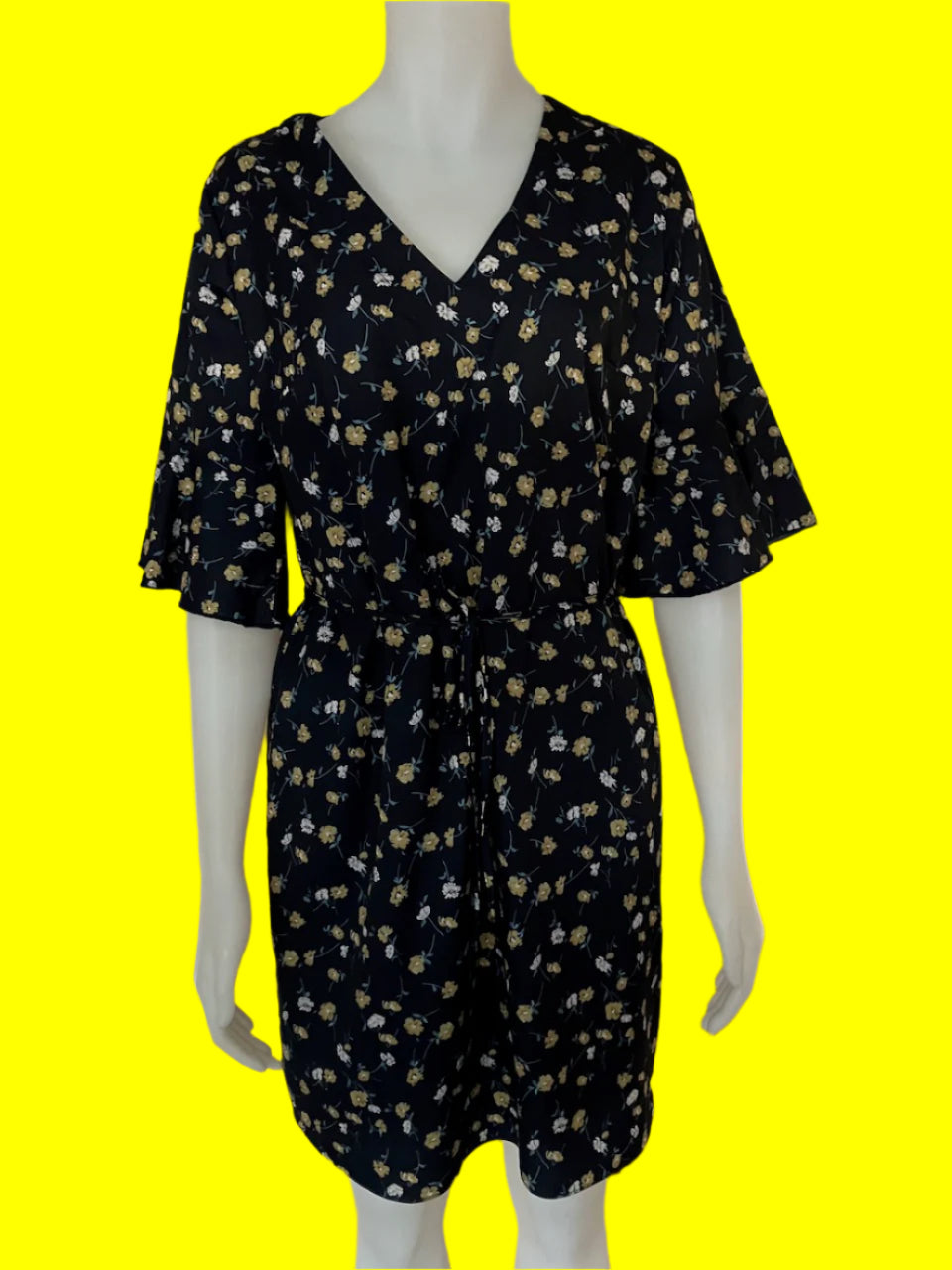 Leila + Luca - Navy Floral Dress - Size: 10