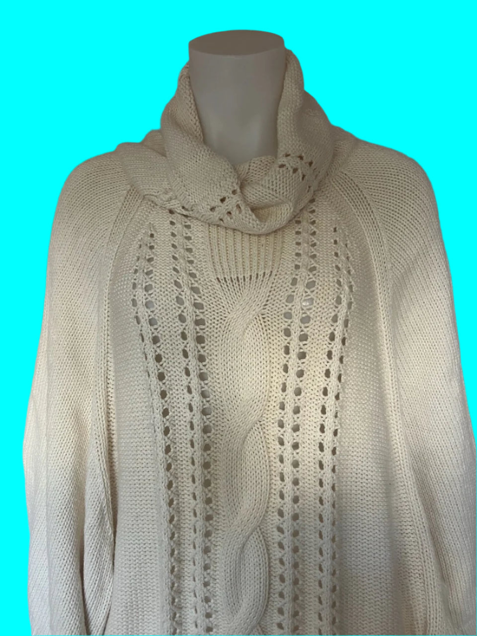 Beautiful Cream Cable Knit Poncho - One Size Fits All