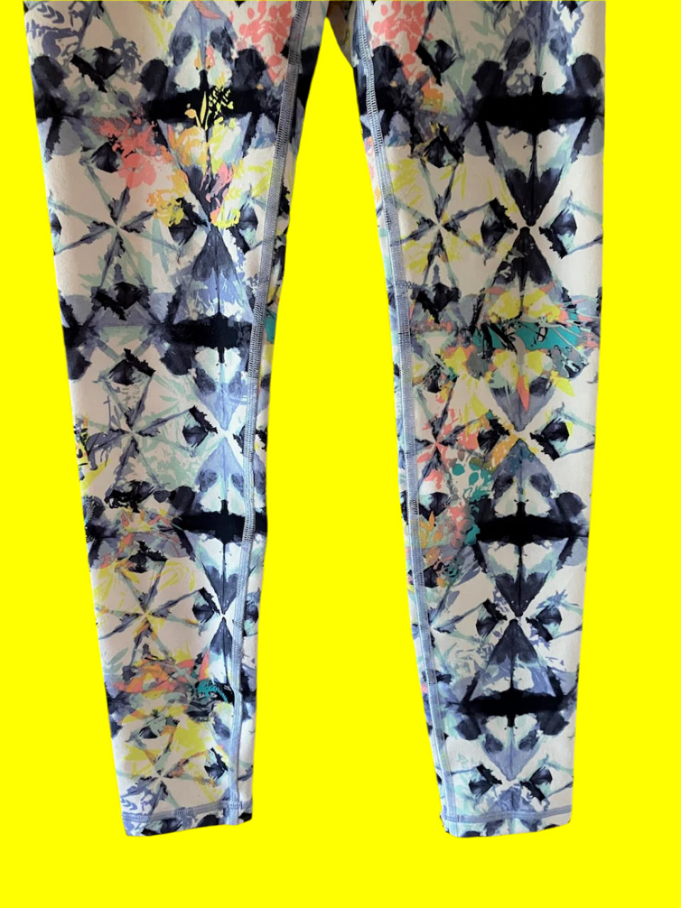 Ivivva by Lululemon - Printed Leggings for Teens - Size: 12