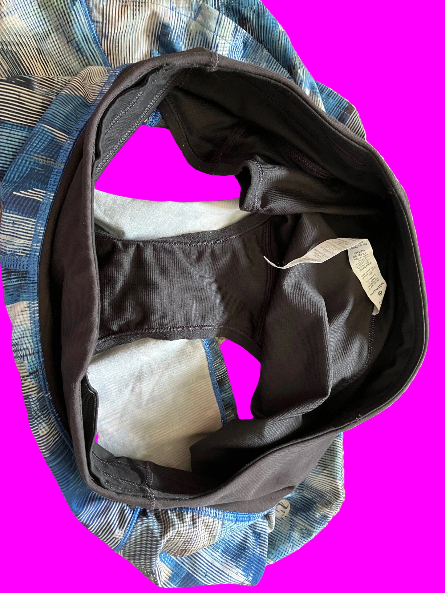 Lululemon Blue Patterned Shorts - Size: 4 Regular