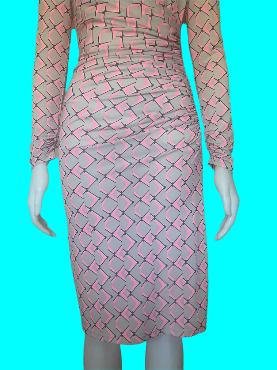 Augustine - Slim Fitting Pink & Grey Patterned Dress - Size: XS