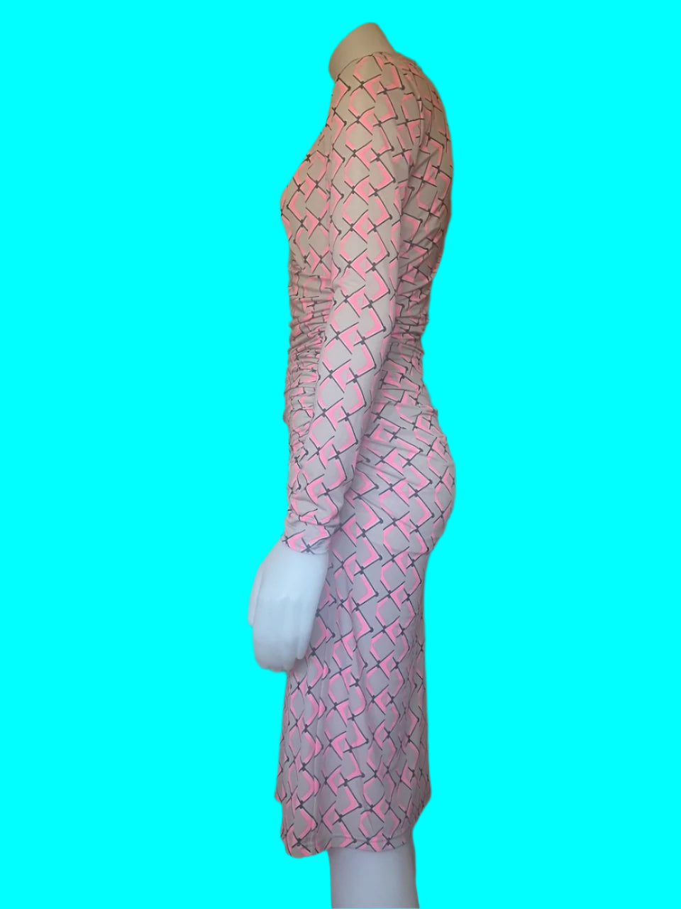 Augustine - Slim Fitting Pink & Grey Patterned Dress - Size: XS