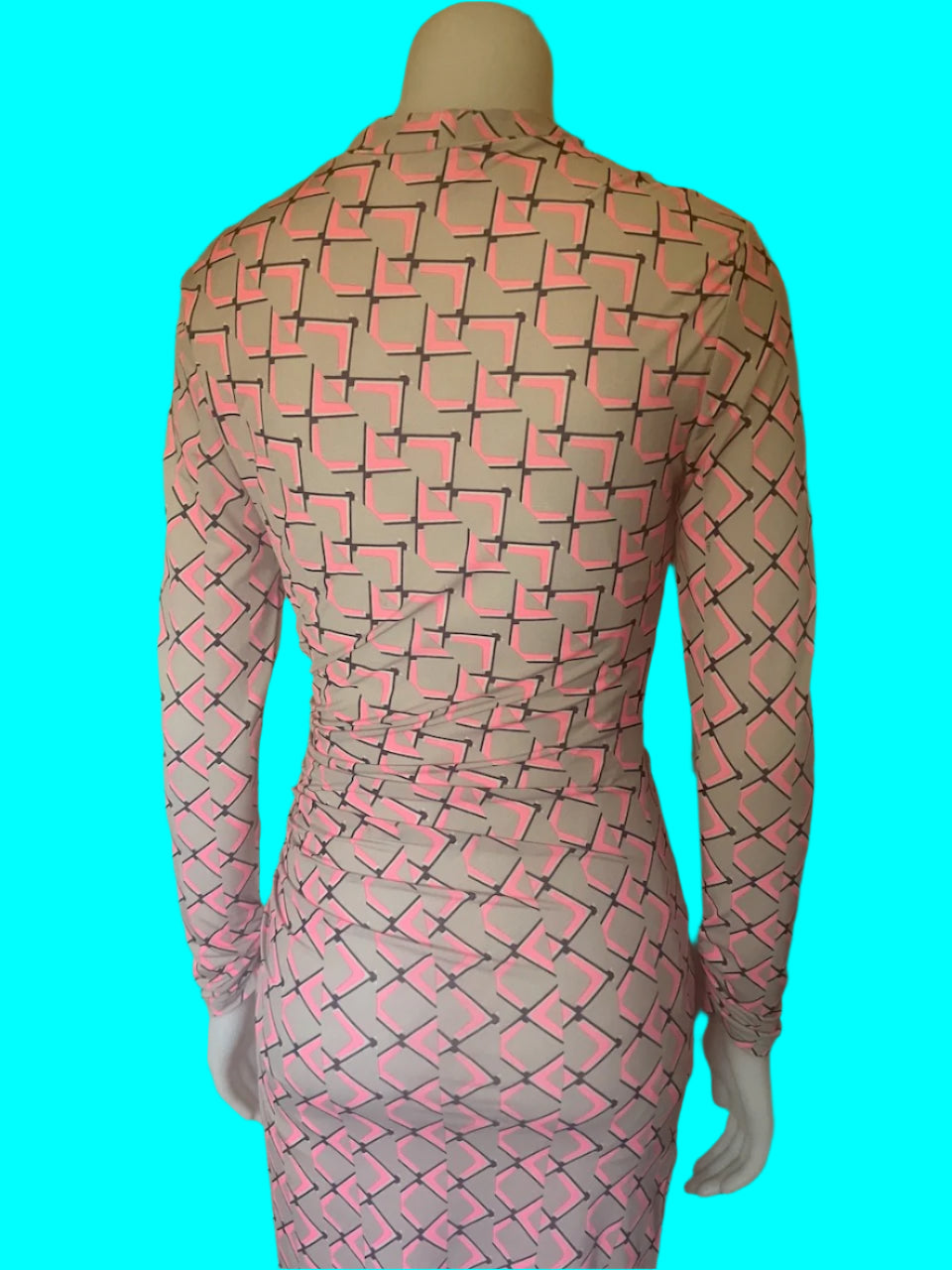 Augustine - Slim Fitting Pink & Grey Patterned Dress - Size: XS